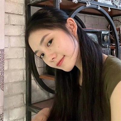邪恶的蕾丝莉